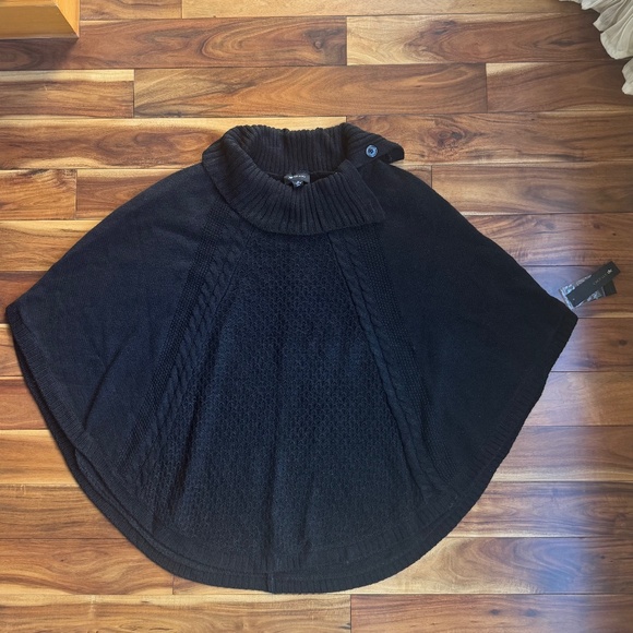 AB Studio Women's Chic Black Poncho Shrug Sweater NWT Medium Button Detailing - Picture 8 of 8